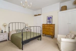 Photo 25- click for photo gallery